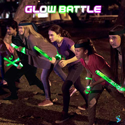 Glow Battle: A Ninja Game with Glow-in-The-Dark Foam Swords – Indoor and Outdoor Active Fun for Kids， Teens and Adults