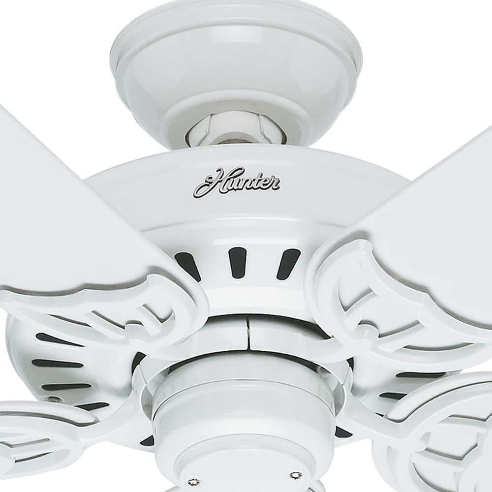 Hunter Bridgeport 52 in IndoorOutdoor White Damp Rated Ceiling Fan