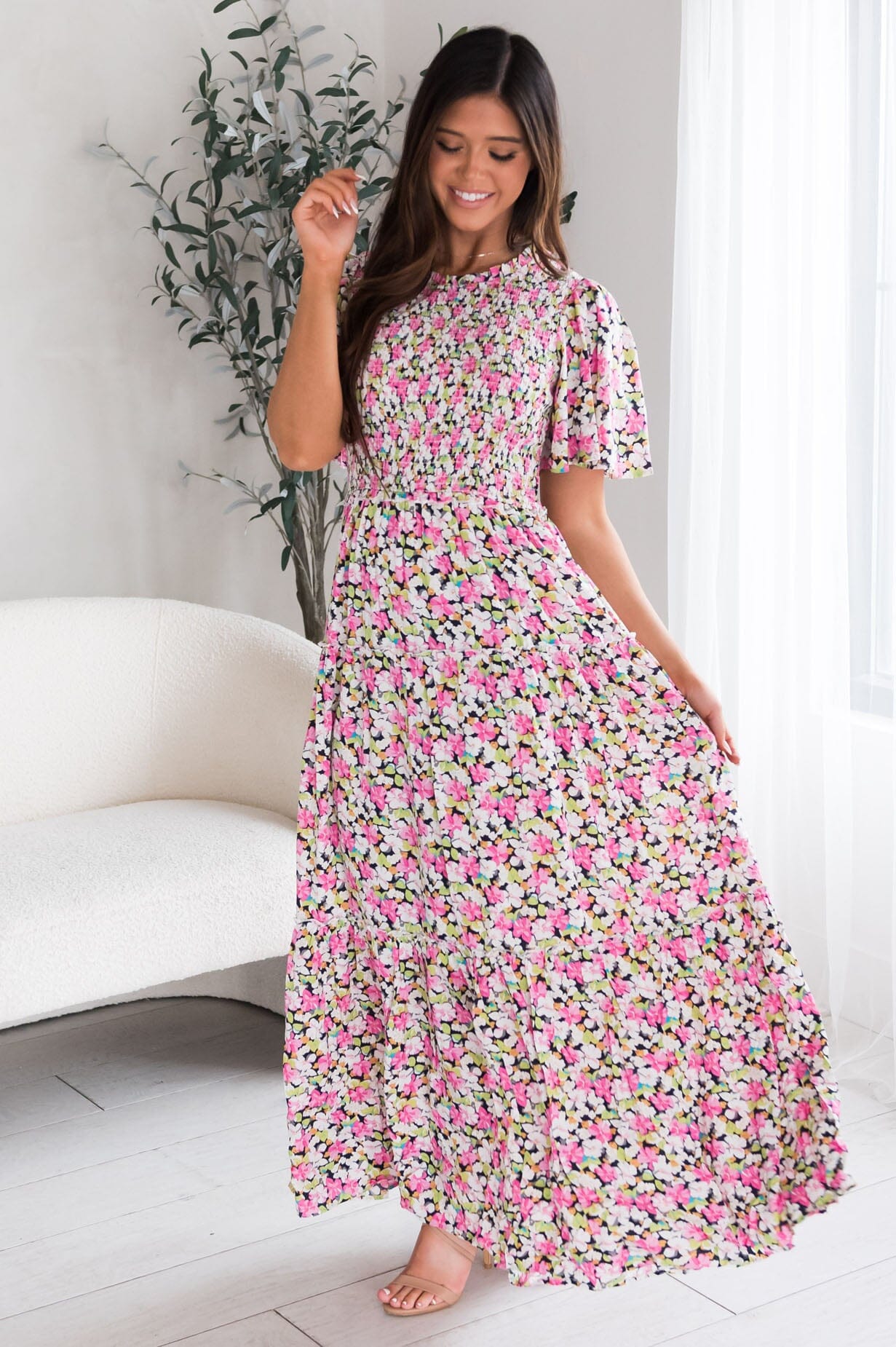 Faithann pink and white floral print short-sleeved tiered maxi dress