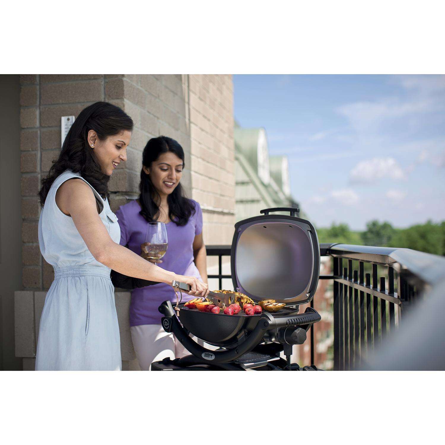 Weber Q1400 Electric Grill Graphite