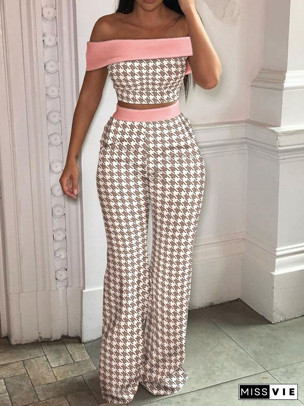 Sexy Lady Slash Neck Printed Slim Crop Top And Slim Print Straight Pants Set Summer Short Sleeve Off Shoulder Casual Women Suits