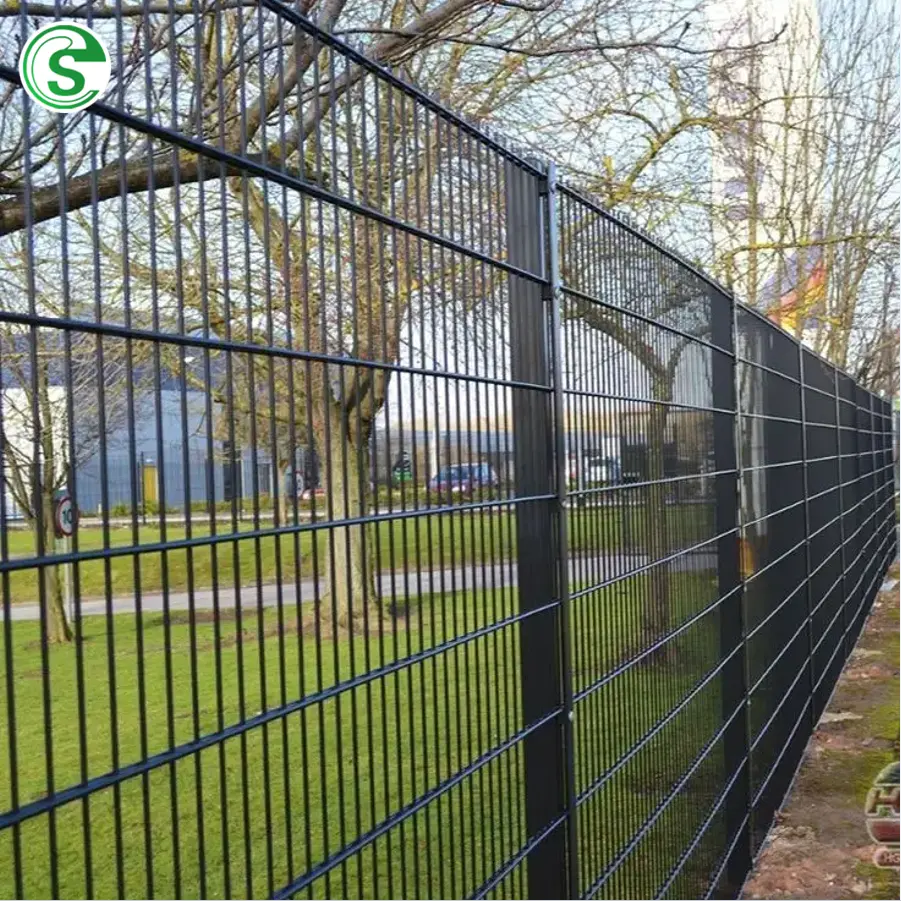 Galvanized 868 Powder Coated 656 2D Welded Security Fence Panel Twin Horizontal Wires Fencing Durable Villa Supplies