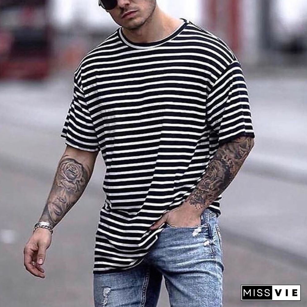 Mens Fashion Casual Black And White Striped T-Shirt