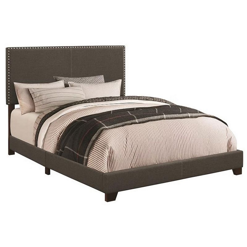 Fabric Upholstered Queen Size Platform Bed with Nail Head Trim， Charcoal Gray