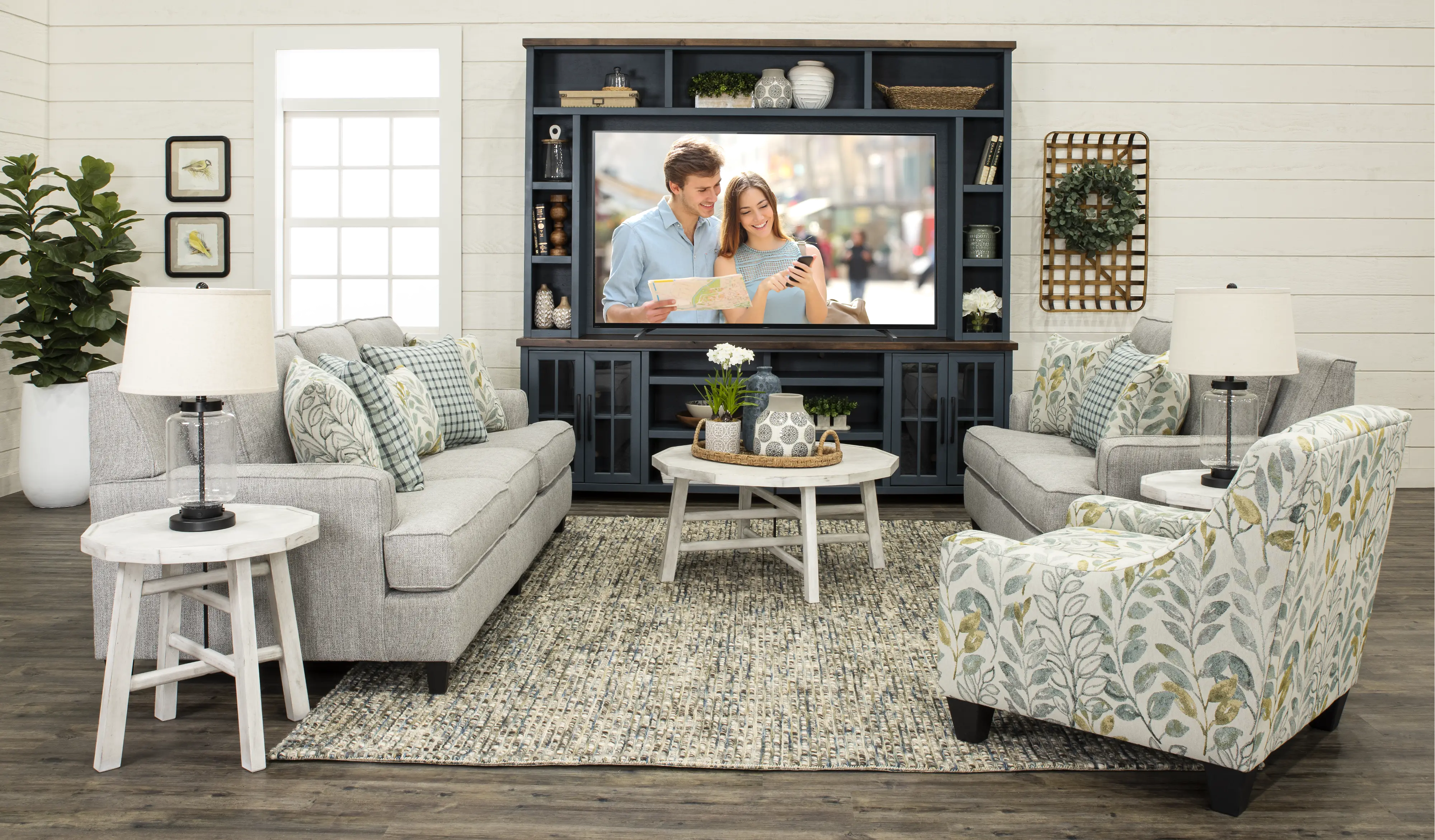 American Farmhouse Off-White Leaf Print Accent Chair