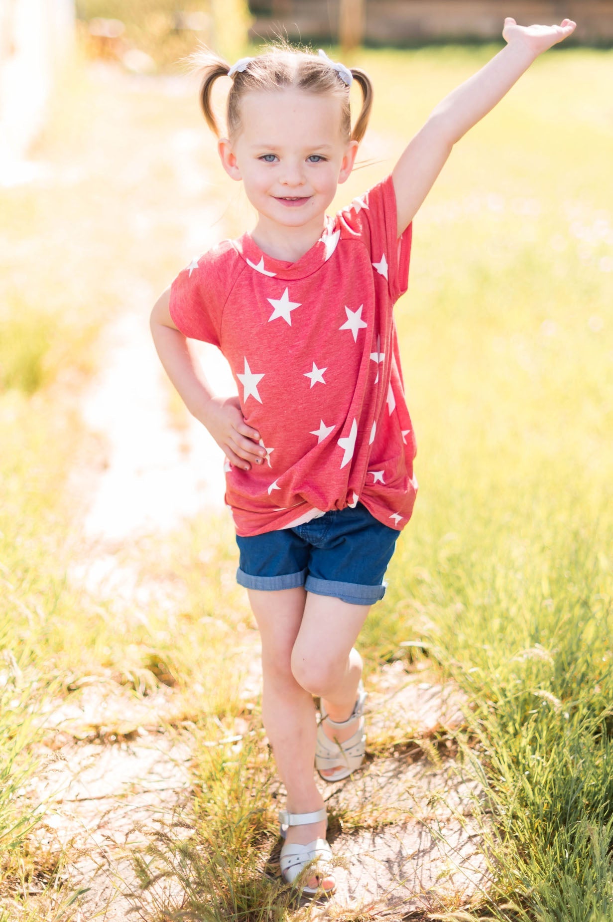 The Little Star Modest Tee