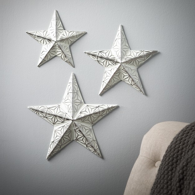 7 5 quot h 9 25 quot h And 11 25 quot h Sullivans Whitewashed Star Wall Decor Set Of 3 White