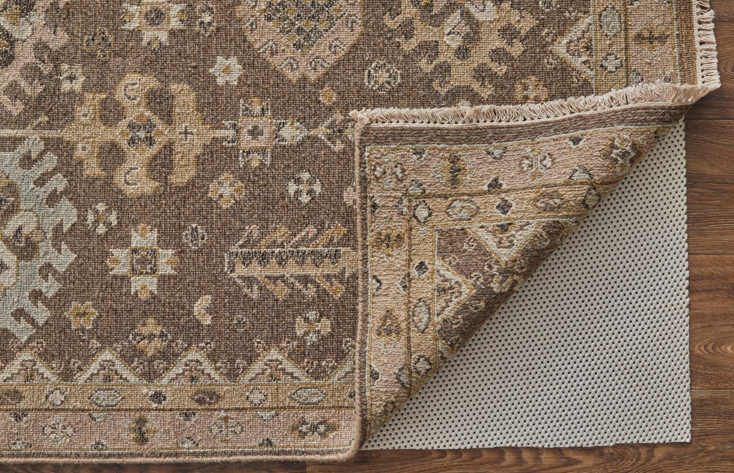 Aleska Oriental Brown/Ivory Rug