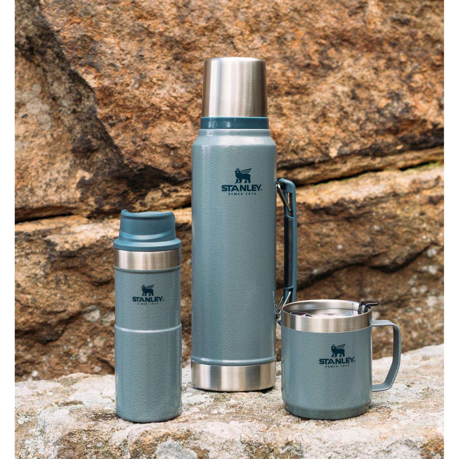 Stanley Classic 16 oz Hammertone Silver Travel Mug