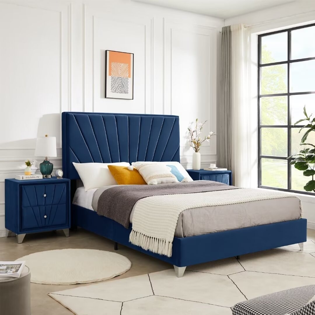 Upholstered Platform Bed Bedroom Set with nightstand - - 37888062