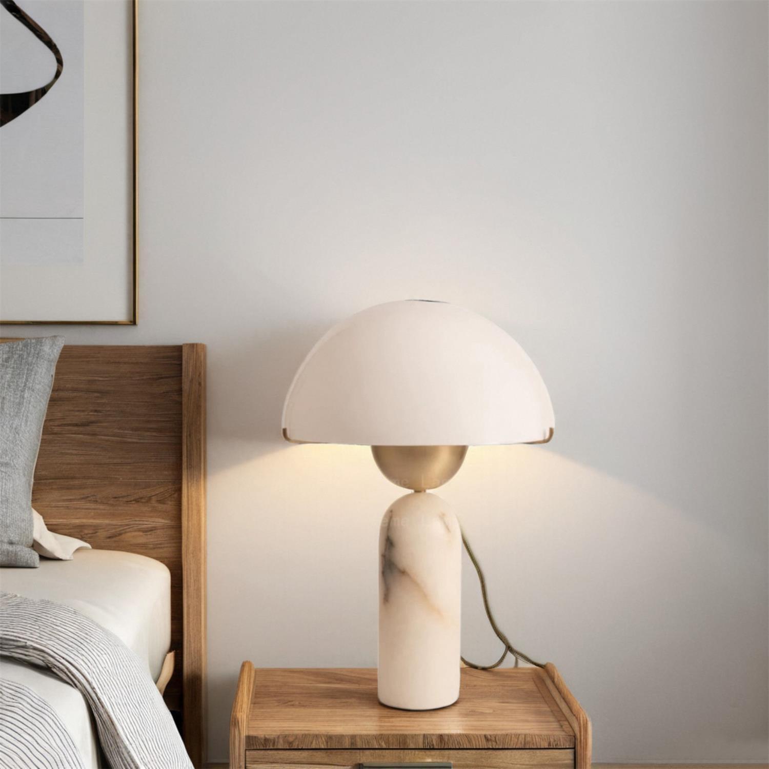 Peono Alabaster Table Lamp