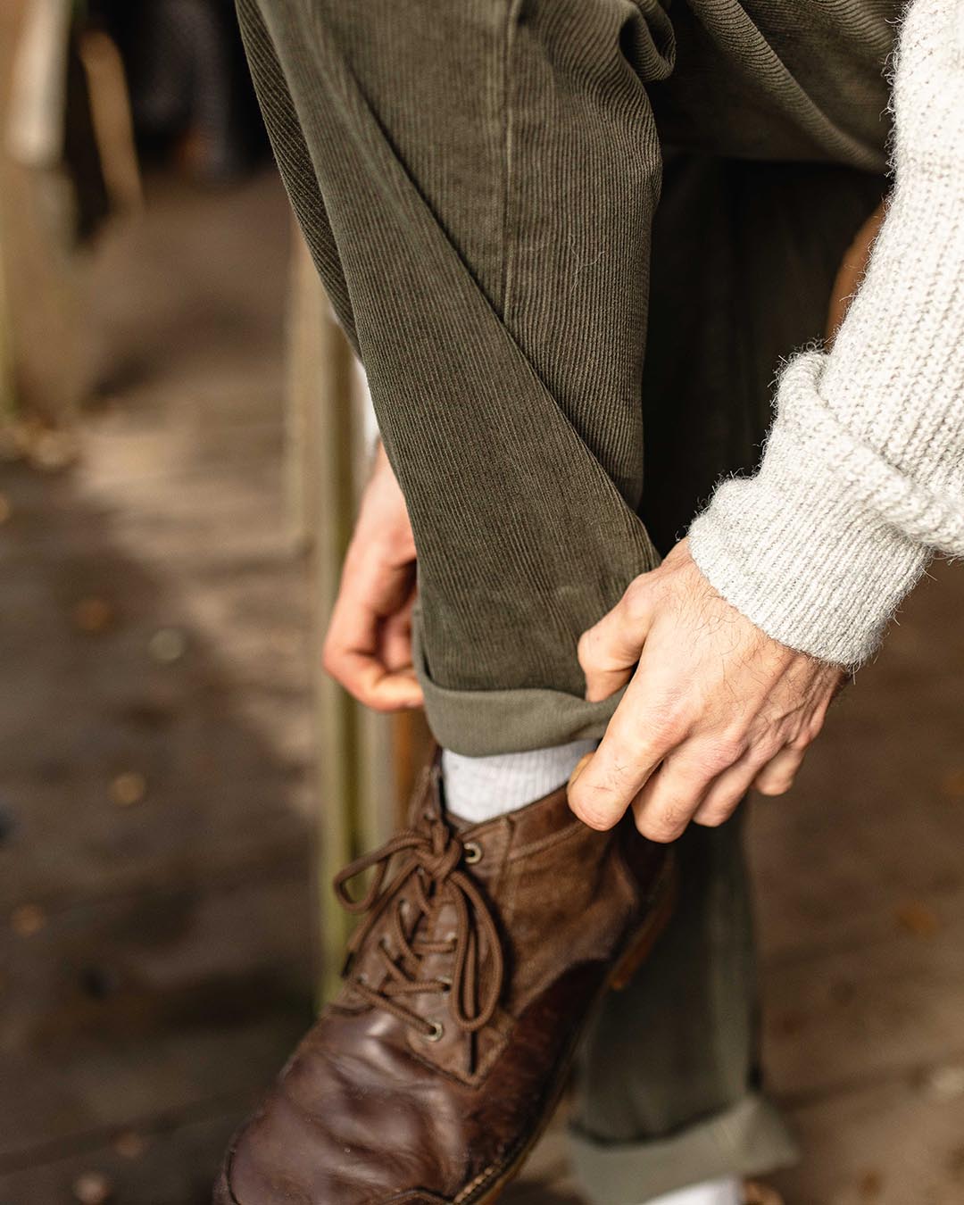 Adventurer Cord Trouser - Dusty Olive