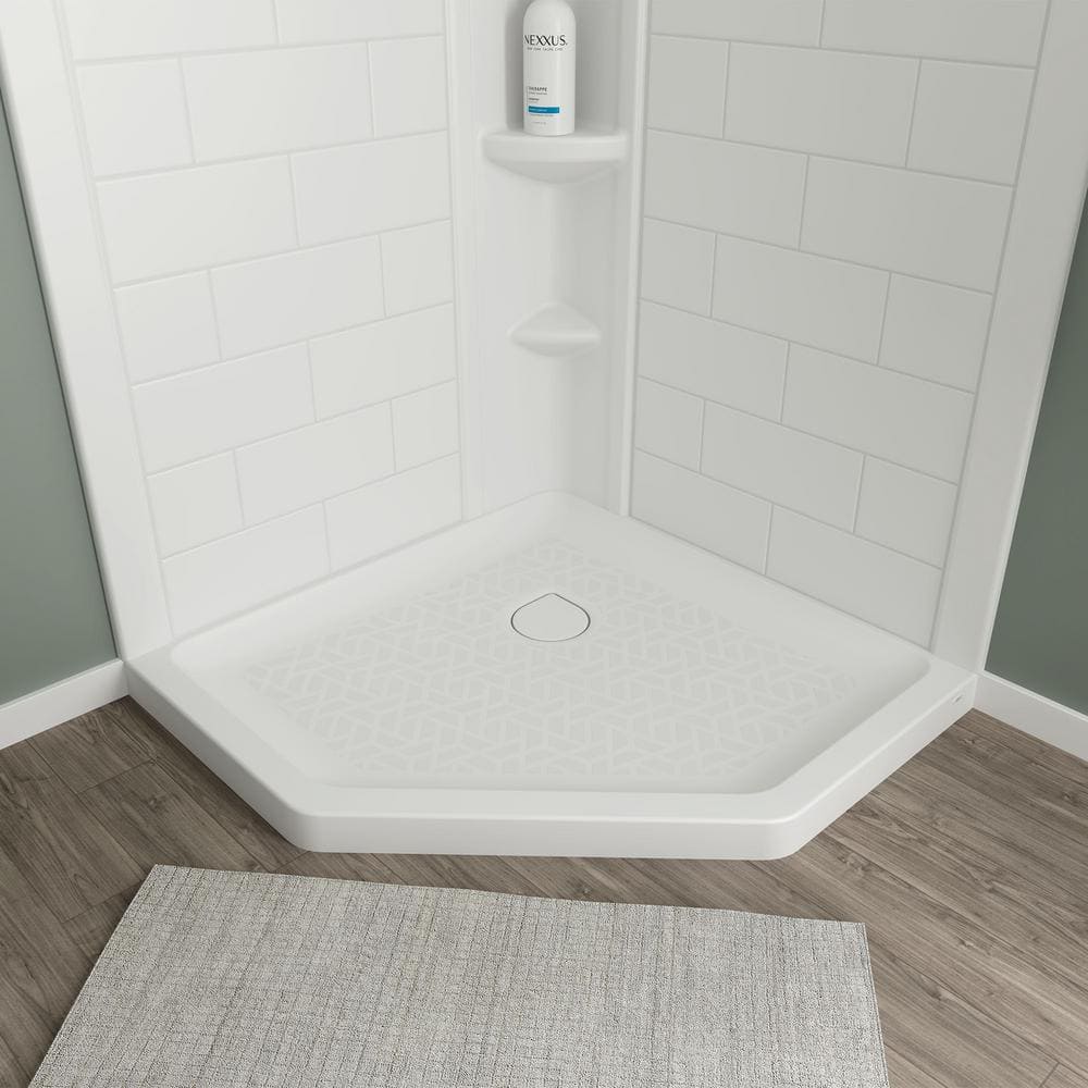 American Standard Ovation Curve 38 in L x 38 in W Corner Shower Pan Base with Center Drain in Arctic White