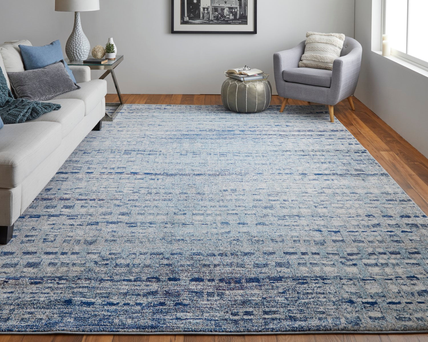 Adelmo Blue / Ivory Rug