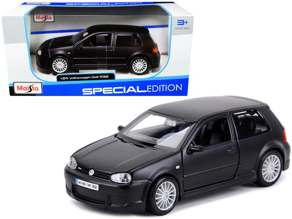 Maisto 31290mtbk  Volkswagen Golf R32 Matt Black ...