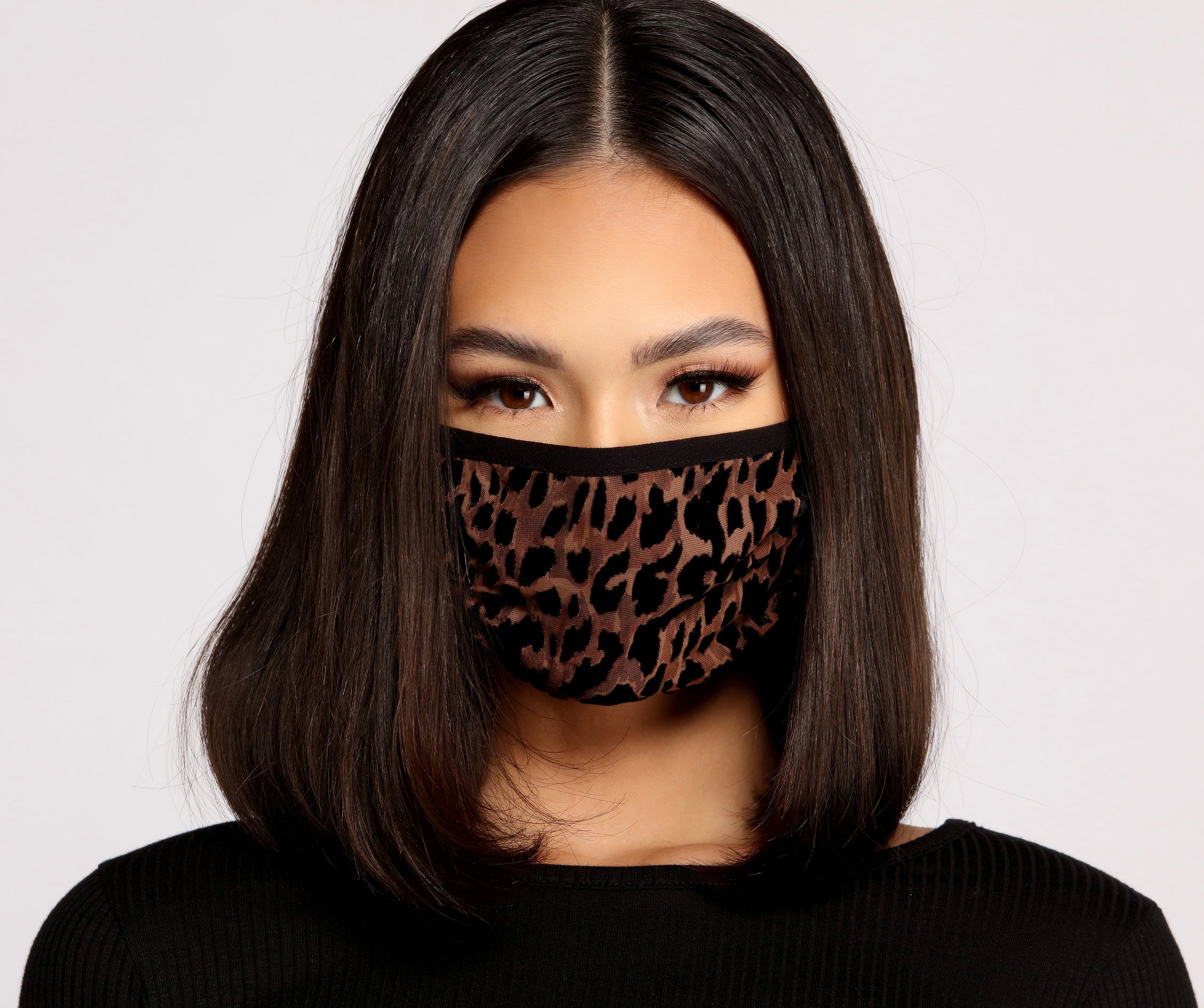 Velvet Leopard Face Mask With Earloops