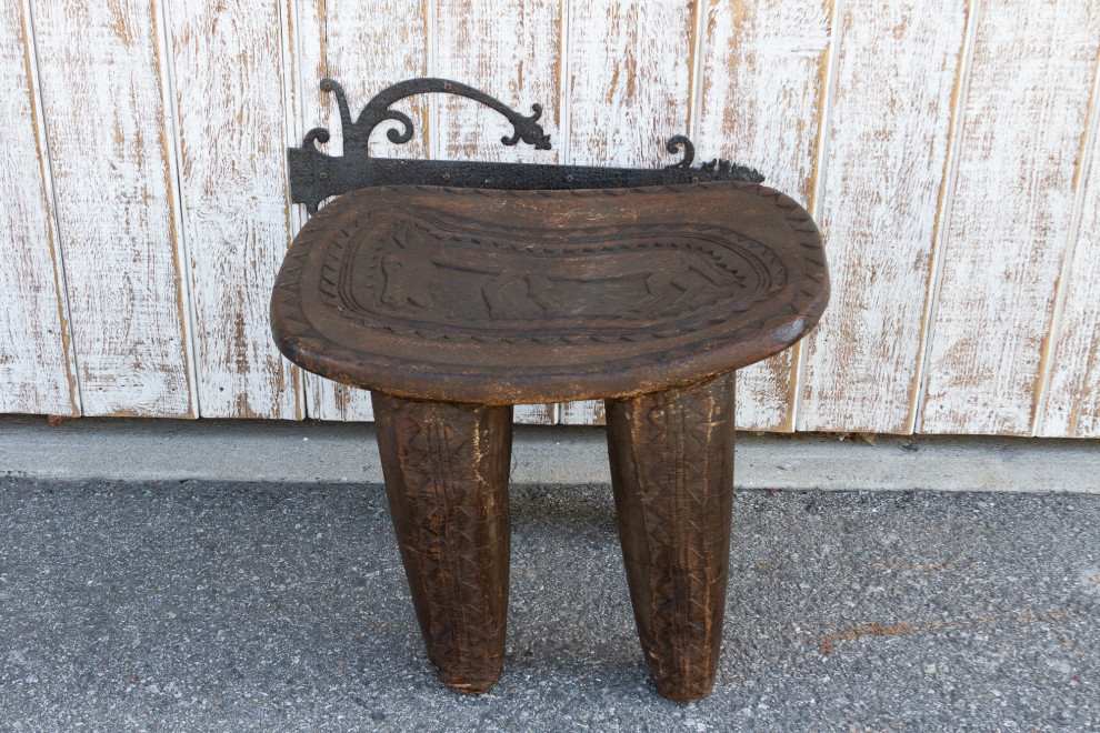 Primitive African Donkey Carved Senufo Table   Southwestern   Side Tables And End Tables   by De cor  Houzz