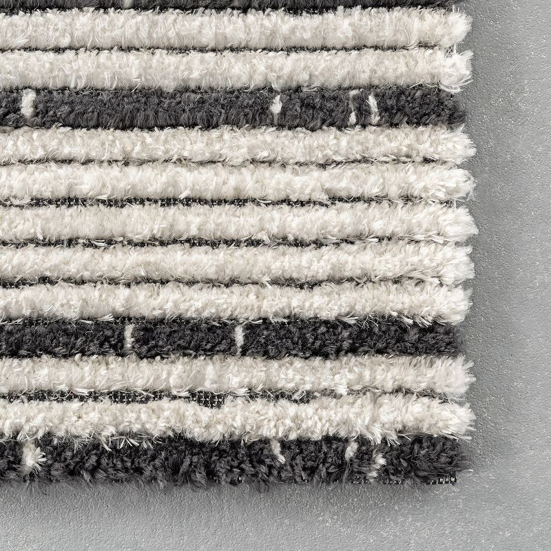 nuLoom Liz Textured Soft Shaggy Stripes Area Rug