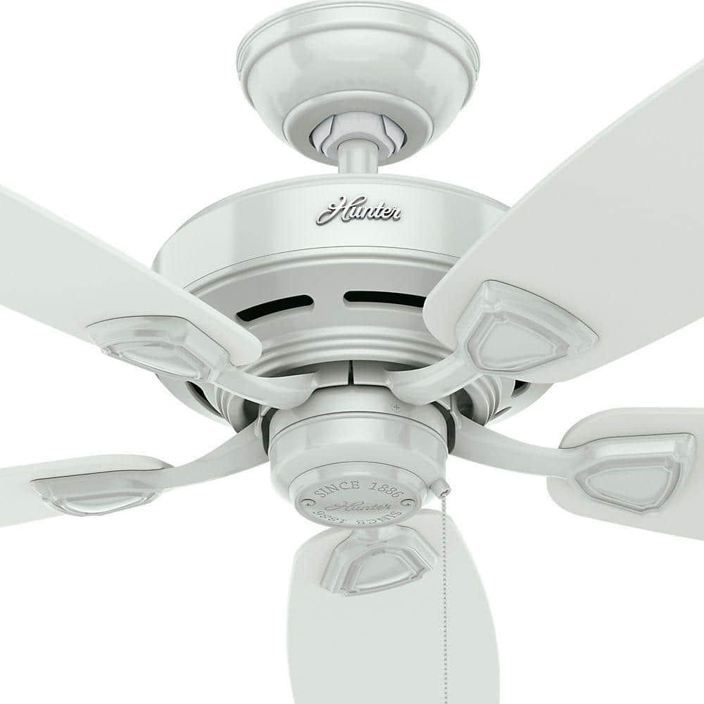 Hunter Sea Wind 48 in IndoorOutdoor White Ceiling Fan