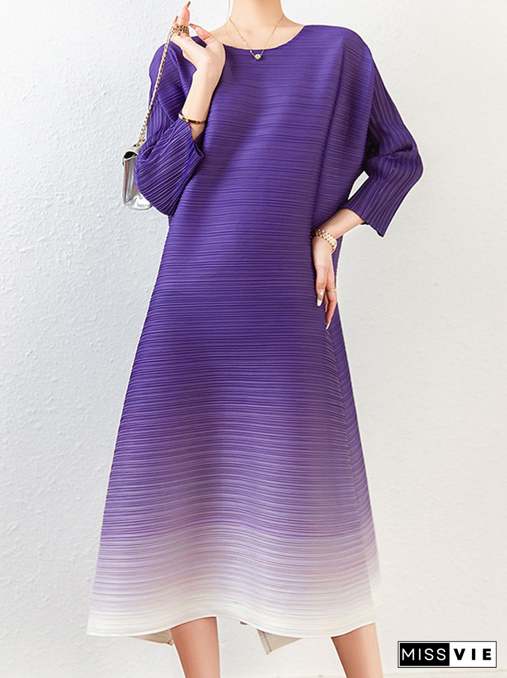 Original Long Sleeves Loose Pleated Gradient Round-Neck Midi Dresses