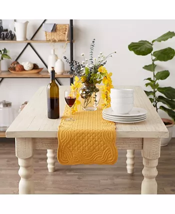 Design Imports Quilted Farmhouse Table Runner