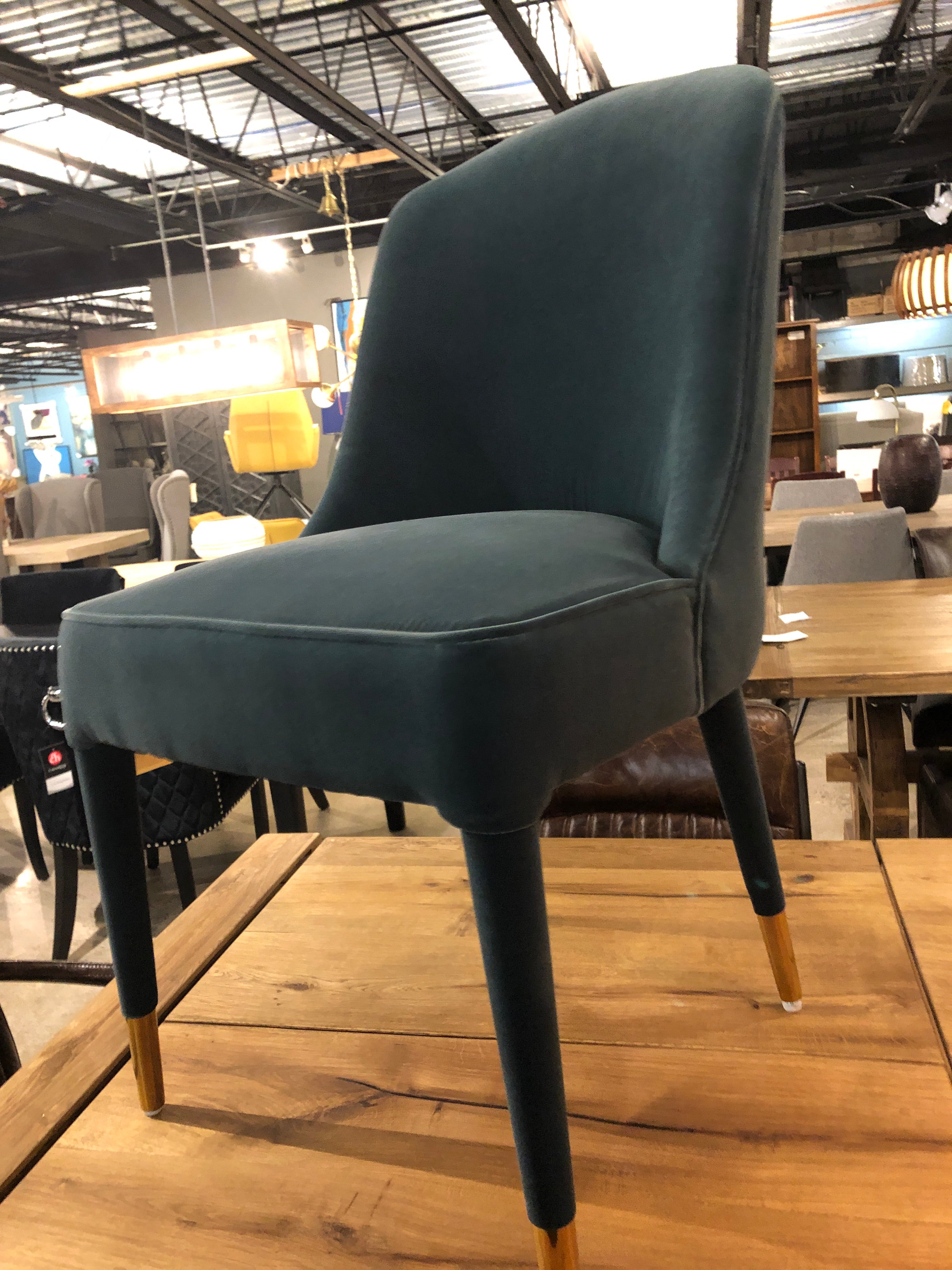 BAFFIN DINING CHAIR