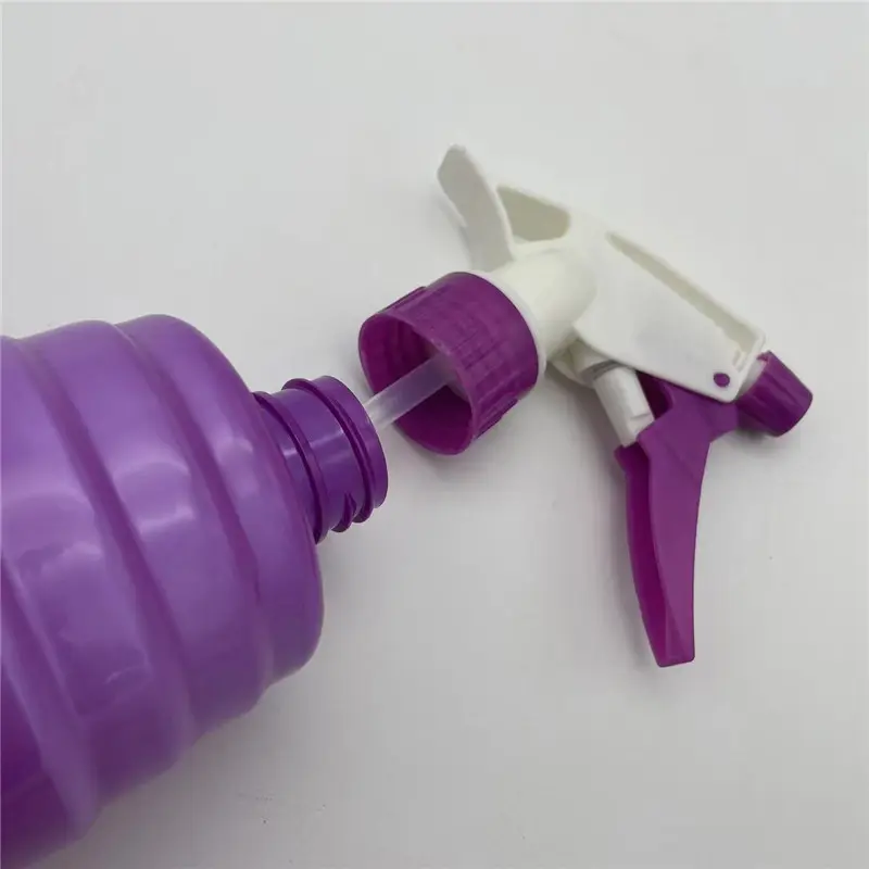 900ml new design Garden Plant Spray Bottle Plastic Trigger Sprayer Handheld Mist Watering Sprayer