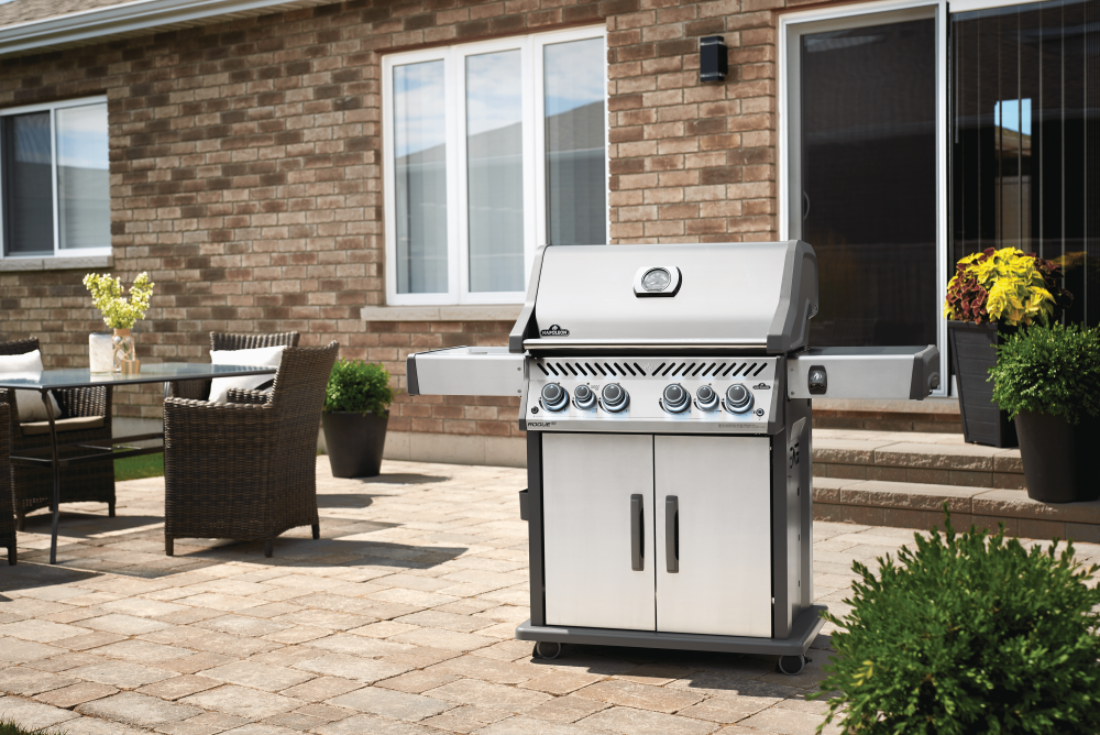 Rogue® SE 525 RSIB Stainless Steel Natural Gas Grill