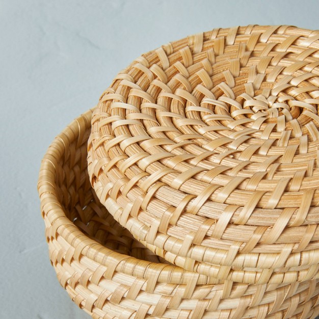 Woven Basket With Lid Natural With Magnolia