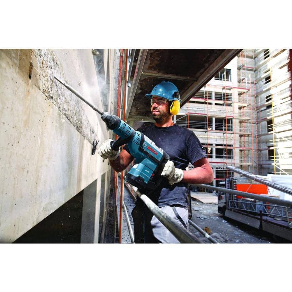 Bosch 13.5 Amp 1-3/4 in. Corded Variable Speed SDS-Max Concrete/Masonry Rotary Hammer Drill with Carrying Case RH745