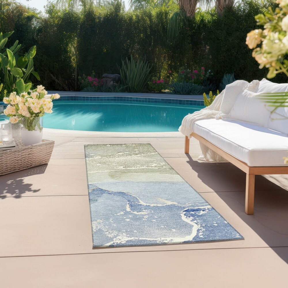 Machine Washable Indoor/ Outdoor Abstract Marble Chantille Rug