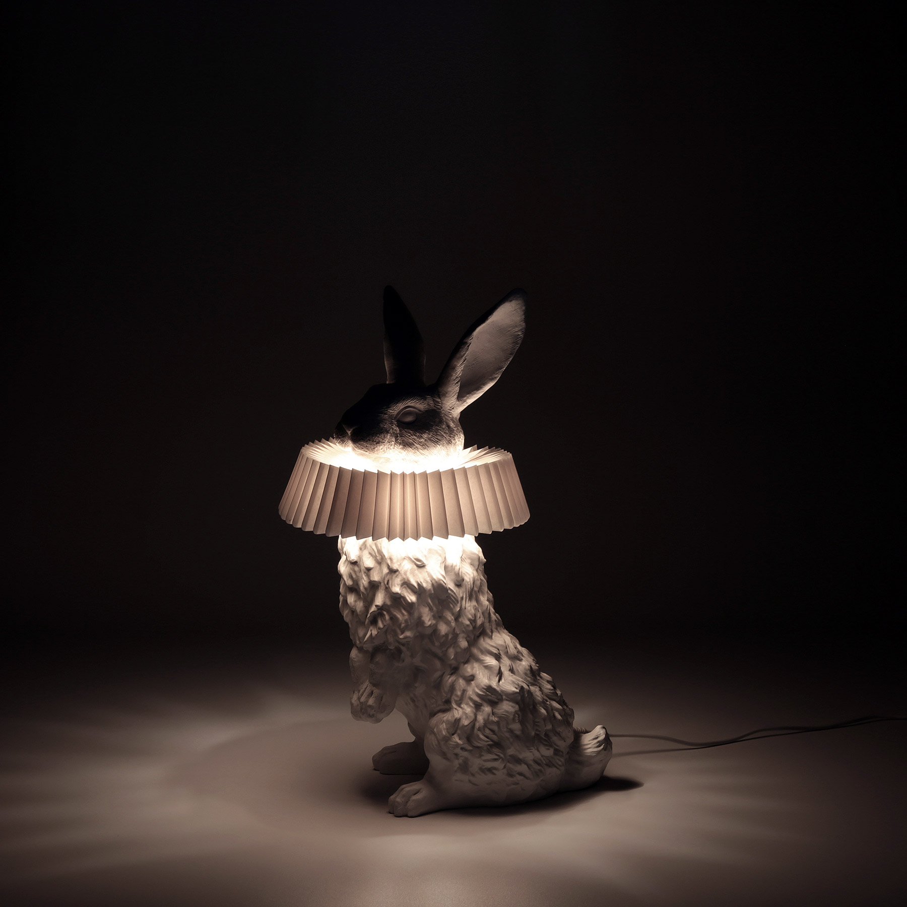 Rabbit X Table Lamp