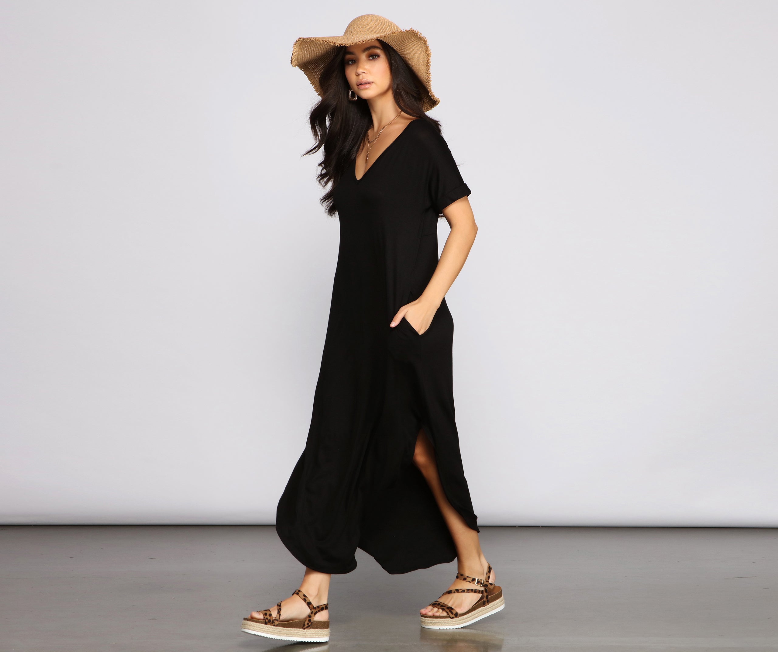 A Casual-Chic Moment Maxi Dress