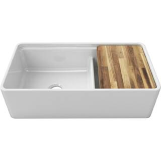 LaToscana Reversible White Fireclay 36 in. Double Bowl Farmhouse Apron-Front Kitchen Sink LDL3619W