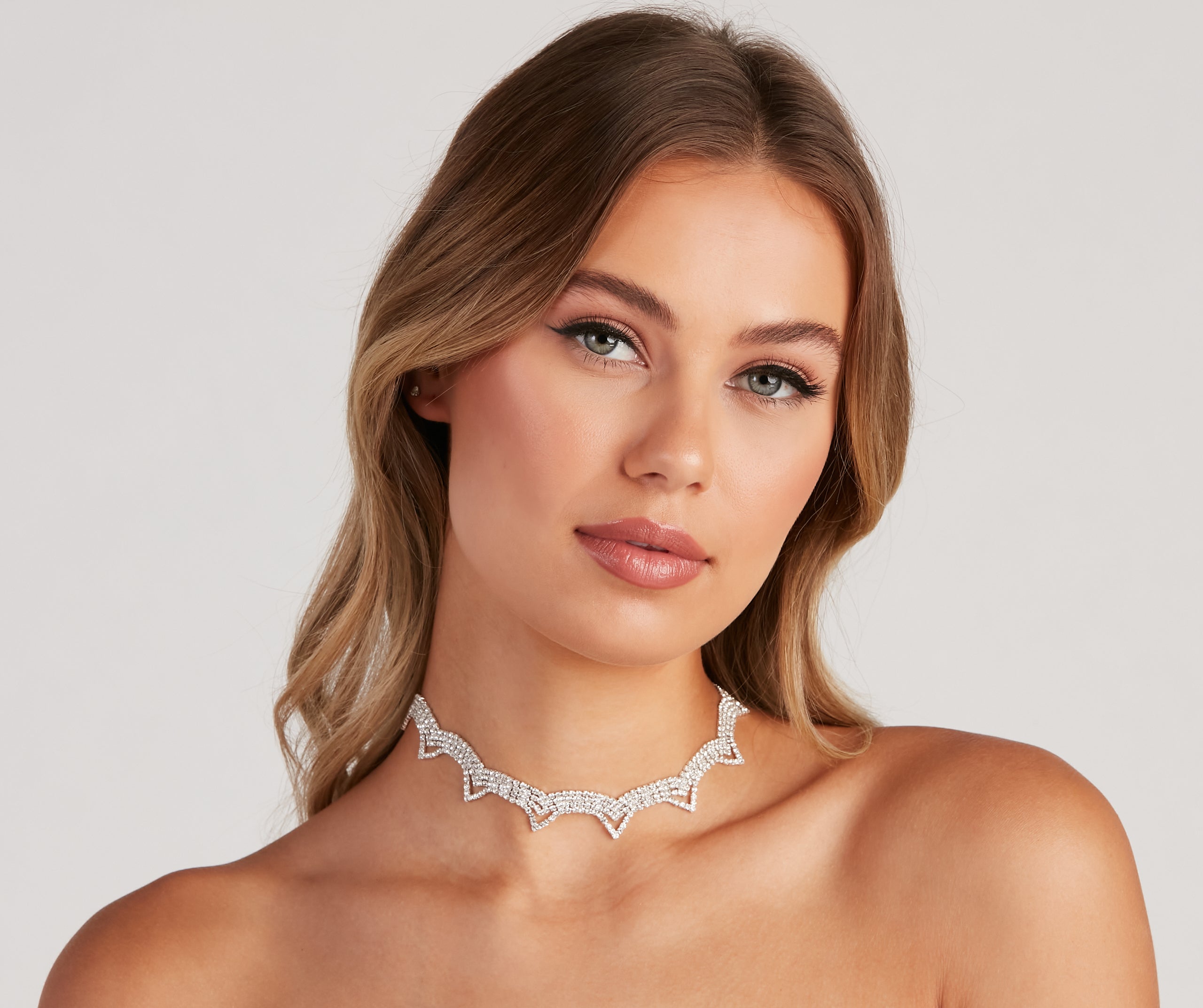 Chic Scalloped Rhinestone Choker Necklace