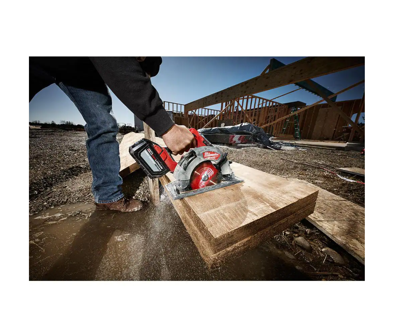 Milwaukee 2732-20-48-11-1850 M18 FUEL 18V 7-1/4 in. Lithium-Ion Brushless Cordless Circular Saw with M18 5.0 Ah Battery