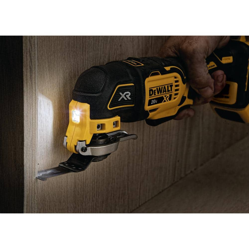 DEWALT 20V MAX Lithium-Ion Cordless Brushless 4 Tool Combo Kit and 20V MAX Cordless Brushless 6.5 in. Circular Saw DCK4050M2WS565B