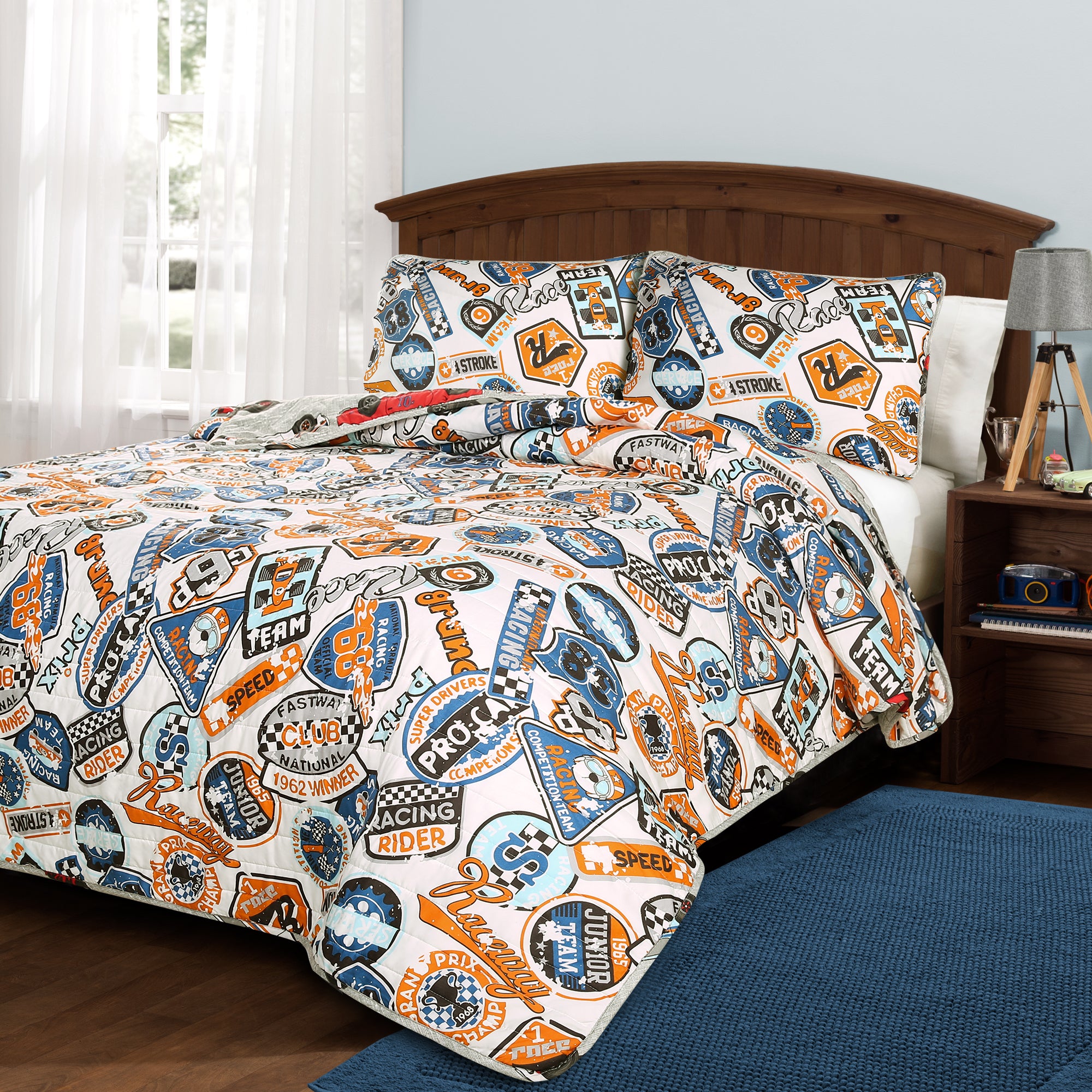 Race Cars Quilt 3 Piece Set Full/Queen Size