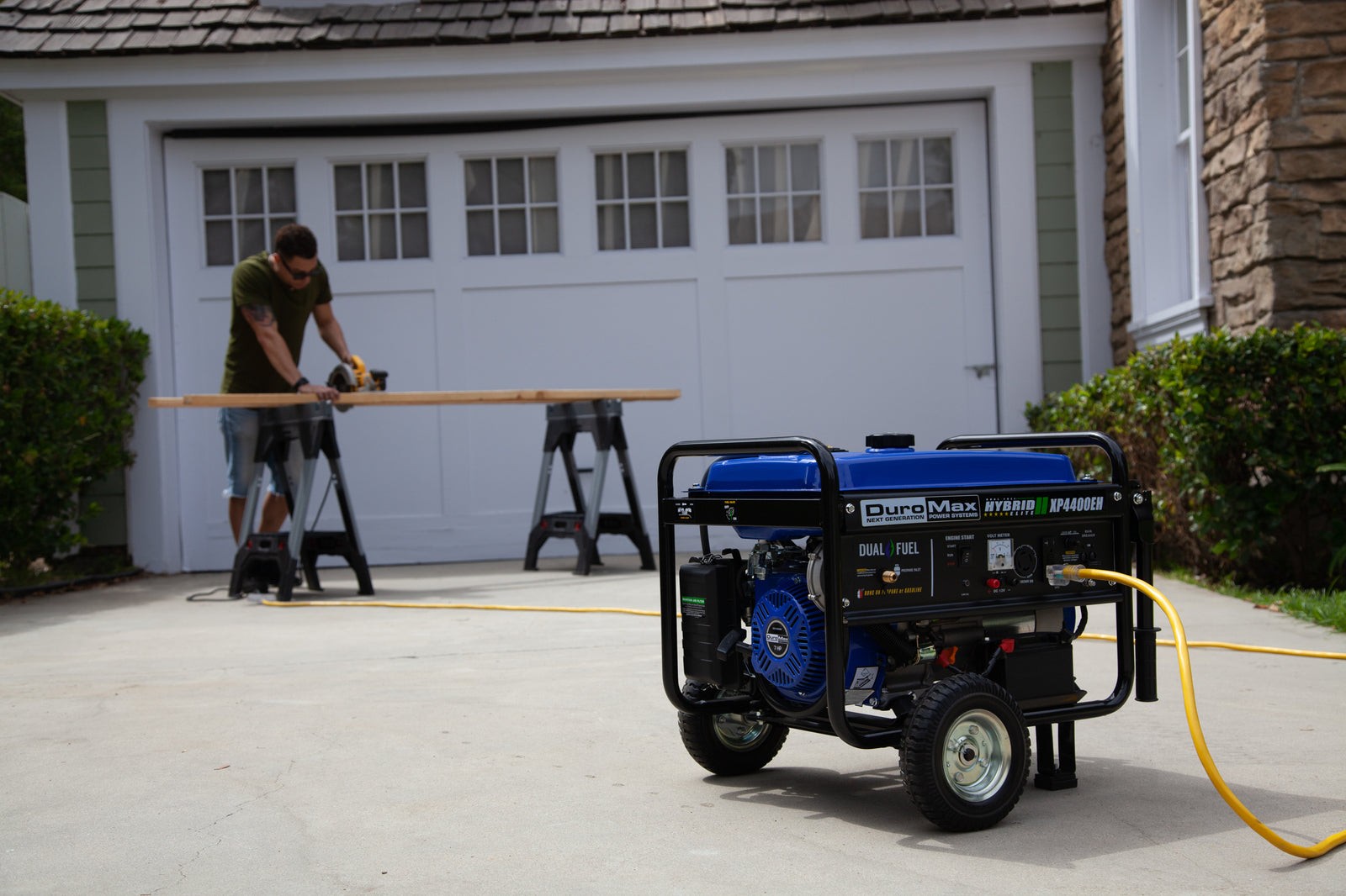 4,400 Watt Dual Fuel Portable Generator