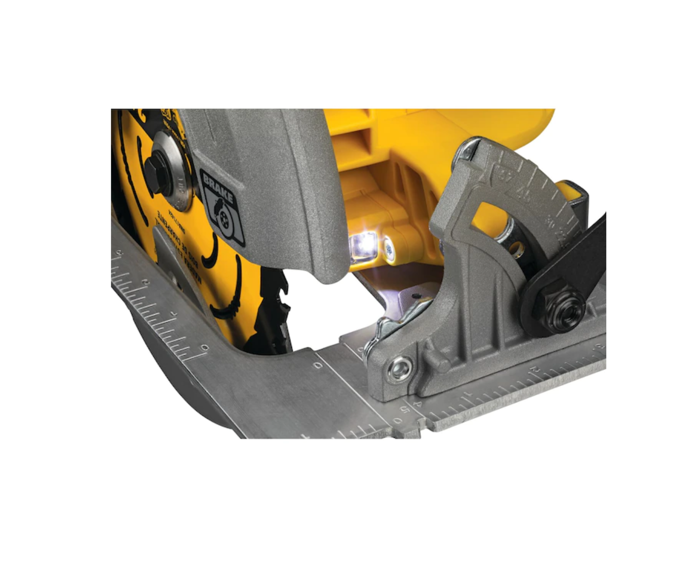 DEWALT DCS574B XR POWERDETECT 20-Volt Max 7-1/4-in Cordless Circular Saw