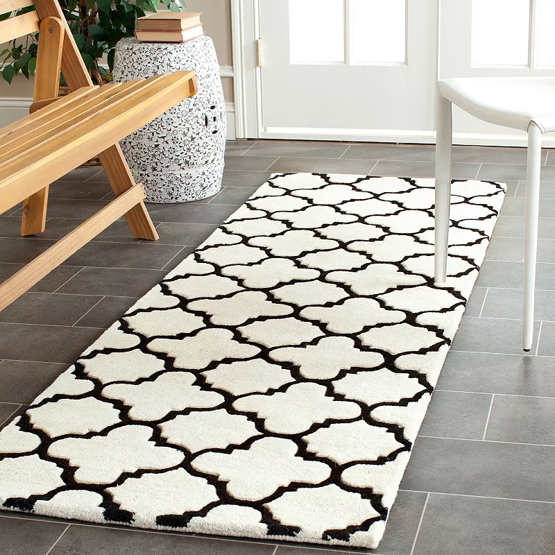 Safavieh Chatham Wool Rug