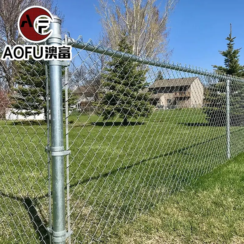 6 Foot 8 Foot High Industry Hot Dip Galvanized Chain Link Fence Poultry Fence Metal Chain Link Iron Wire Mesh