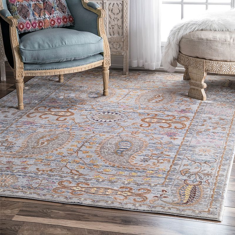 nuLOOM Vintage Killian Framed Floral Rug