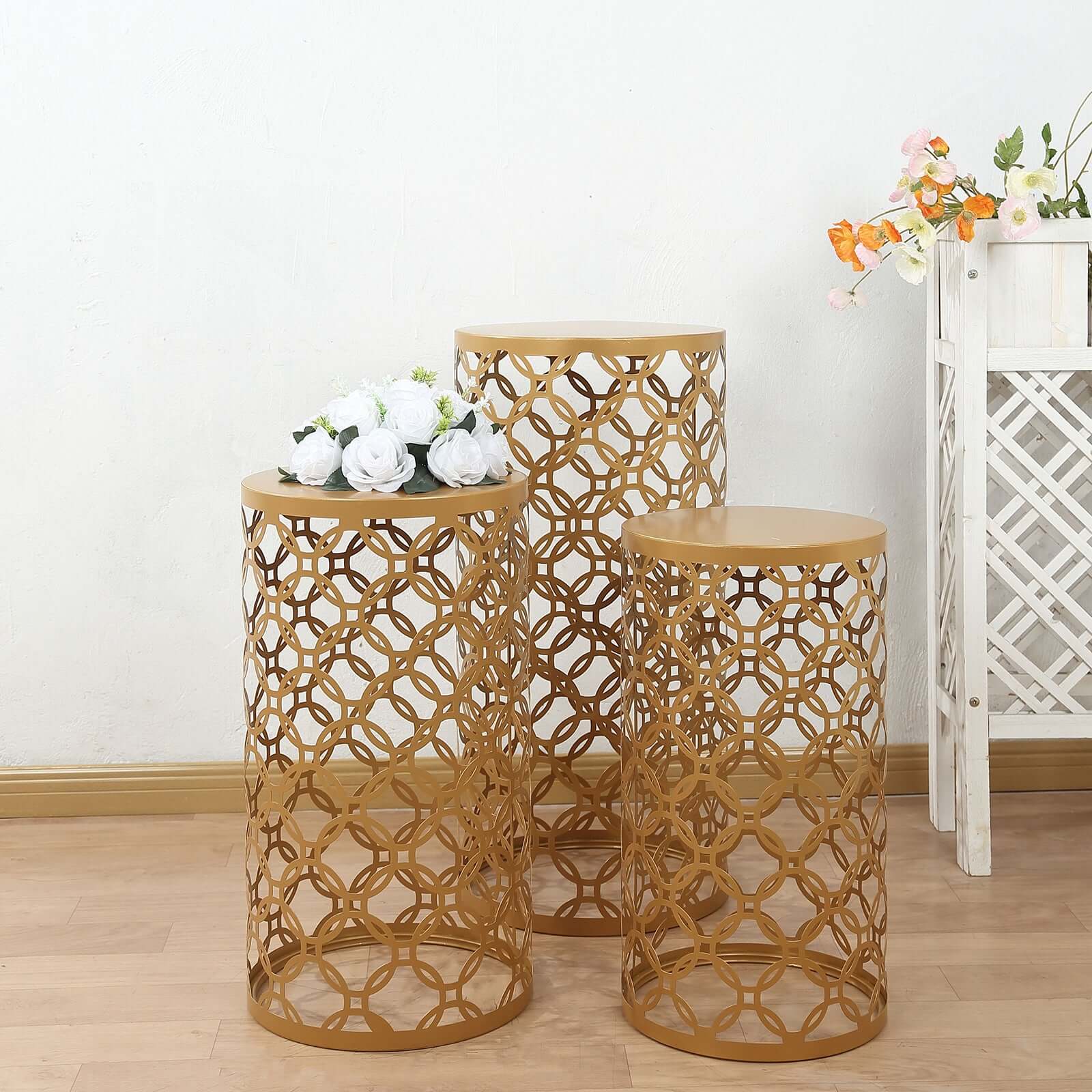 Set of 3 Gold Metal Cylinder Plinth Pedestal Stands, Round Mesh Pillar Cake Display Stand in Hollow Overlapping Circles Pattern - 22