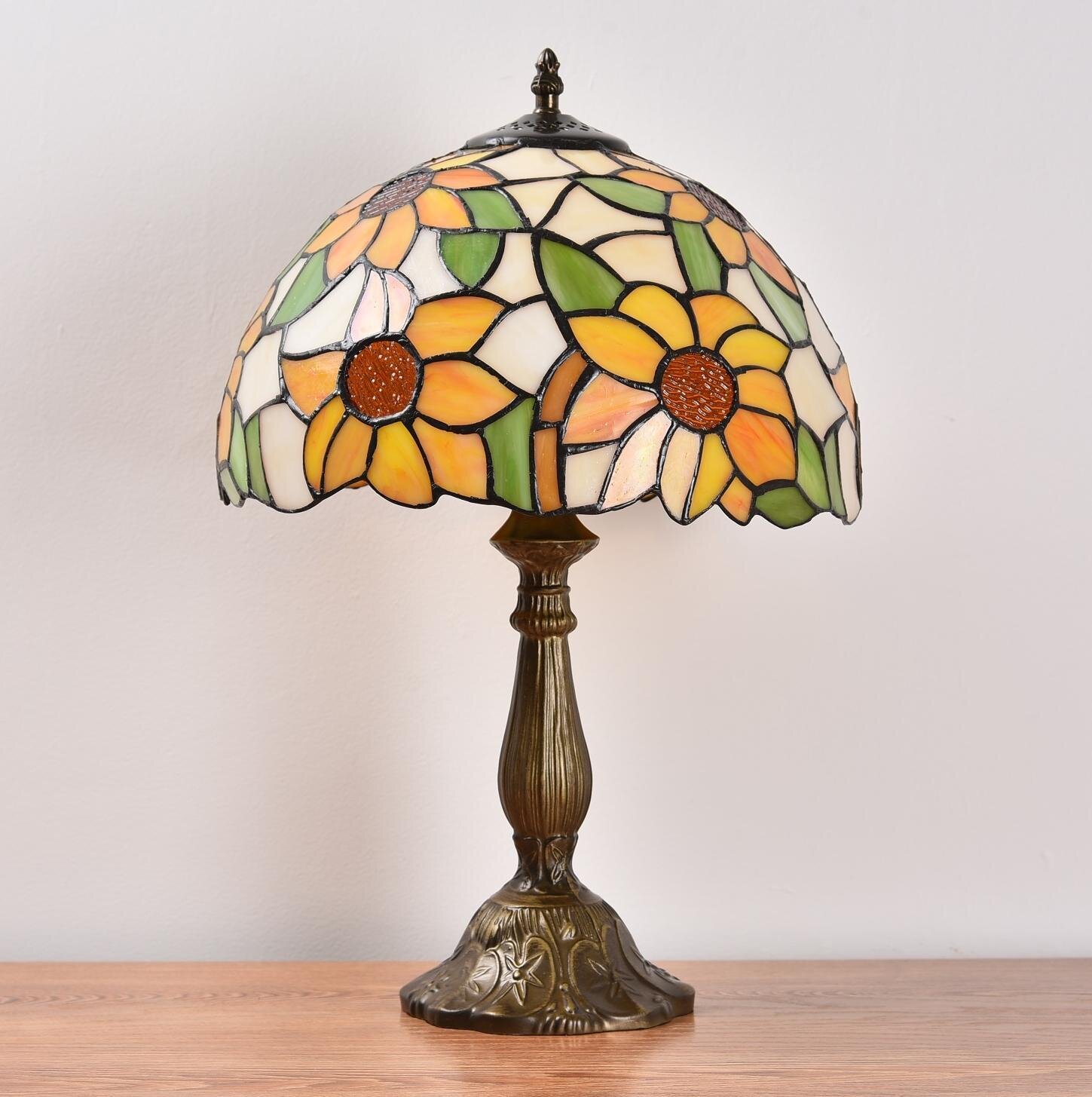 Benahid Stained Glass Lamp  Style Bedside Lamp, Country Table Lamp, Base 18