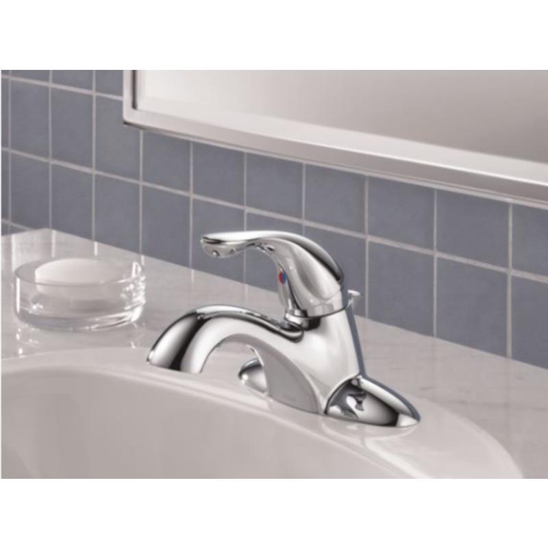 Delta Classic Chrome Single Handle Lavatory Faucet 4 in.