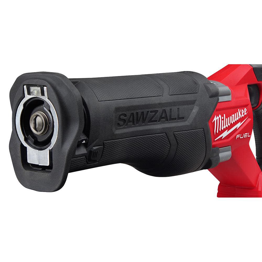 Milwaukee M18 FUEL SAWZALL Reciprocating Saw with ONE-KEY - 2 Battery XC5.0 Kit 2822-22 from Milwaukee