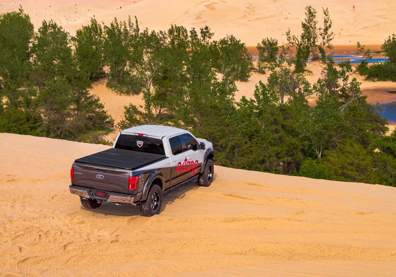 Extang Solid Fold 20  1522 ColoradoCanyon 5x272quot Tonneau Cover