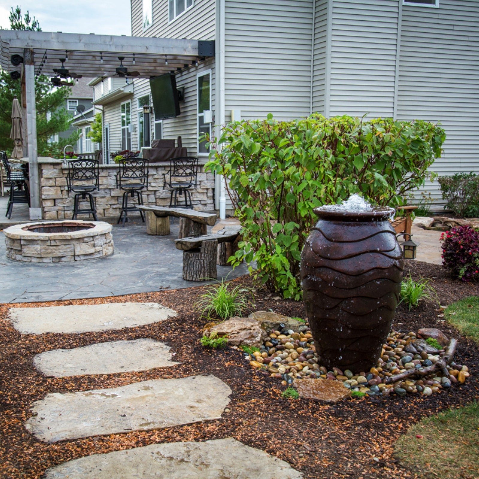 Aquascape Scalloped Urn Fountain