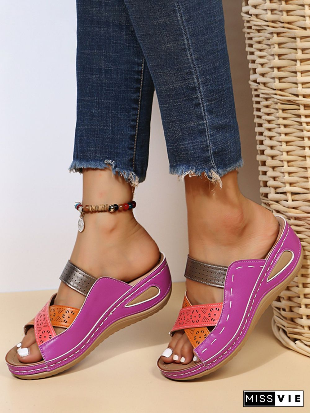 Cutout Contrast Vintage Casual Wedge Slippers